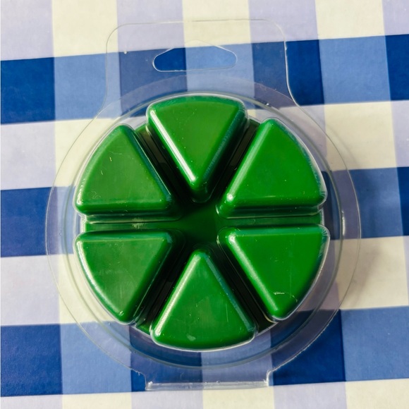 Bath and Body Works Wax Melts Fresh Balsam - Picture 3 of 5
